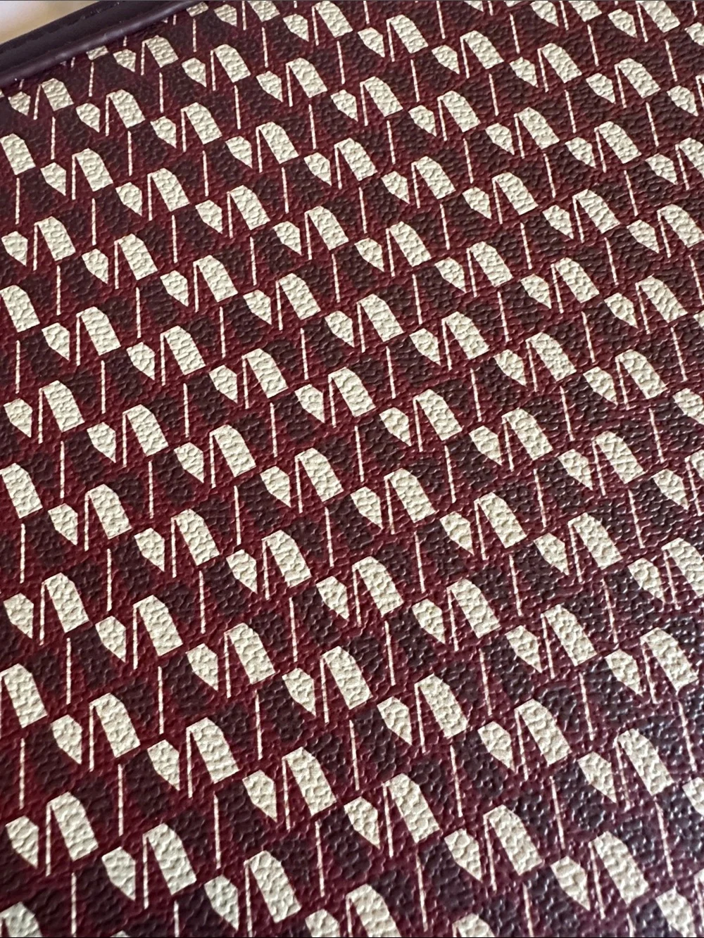 Mango 13” Burgundy/Cream Laptop Bag